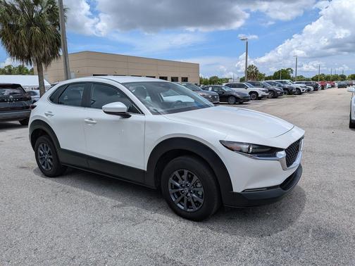 Snowflake White Pearl Mica 2025 Mazda CX-30 2.5 S
