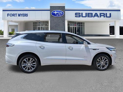 White Frost Tricoat 2022 Buick Enclave FWD Avenir