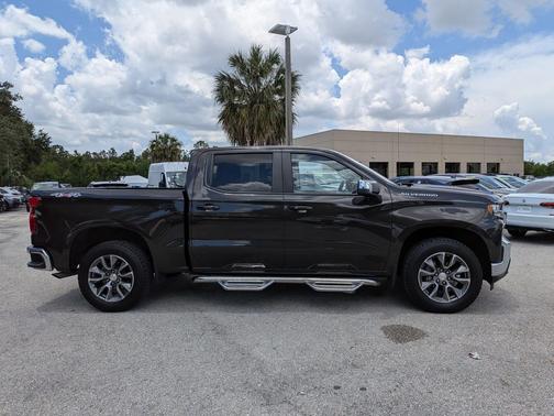 Oxford Brown Metallic 2021 Chevrolet Silverado 1500 LT
