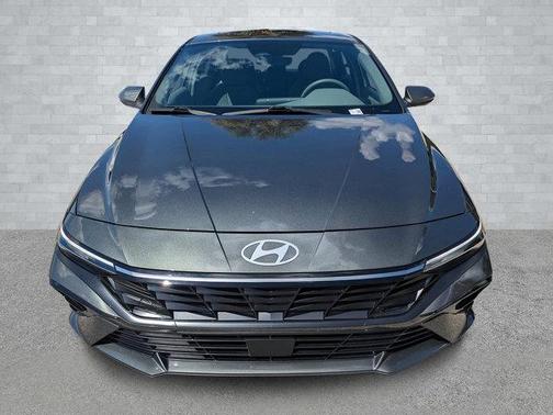 2025 Hyundai ELANTRA SEL