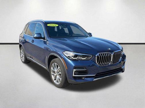 Phytonic Blue Metallic 2022 BMW X5 xDrive40i