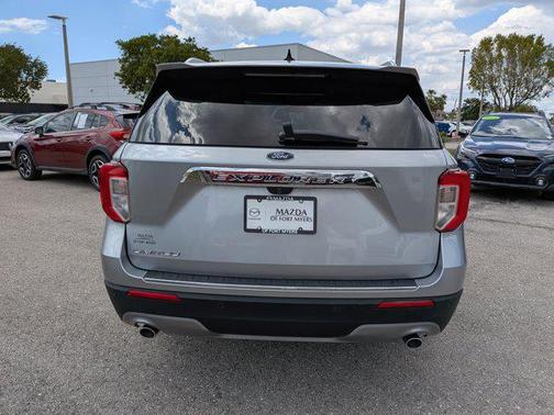 Iconic Silver Metallic 2023 Ford Explorer Limited