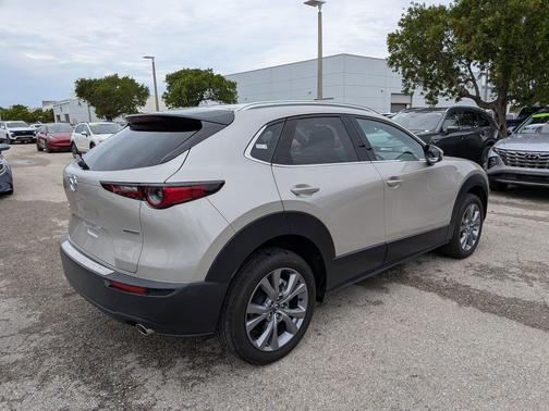 Platinum Quartz Metallic 2024 Mazda CX-30 2.5 S Premium Package