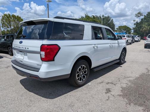 OXFORD WHITE 2024 Ford Expedition Max XLT