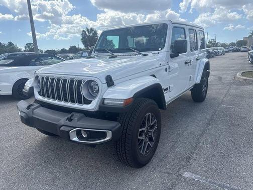 2025 Jeep Wrangler 4-Door Sahara 4x4