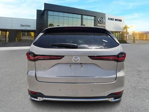 2025 Mazda CX-90 PHEV Premium Plus