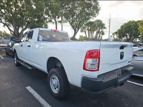 2024 RAM 2500 Tradesman Crew Cab 4x4 8' Box