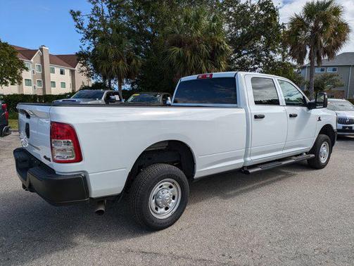 2024 RAM 2500 Tradesman Crew Cab 4x4 8' Box
