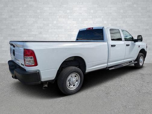 2024 RAM 2500 Tradesman Crew Cab 4x4 8' Box