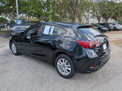 2017 Mazda Mazda3 Sport