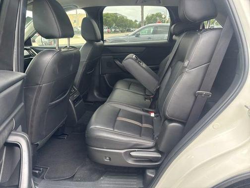 Rhodium White Premium 2025 Mazda CX-90 3.3 Turbo Select