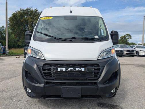 2025 RAM ProMaster 2500 Tradesman