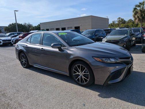 Predawn Gray Mica 2024 Toyota Camry SE