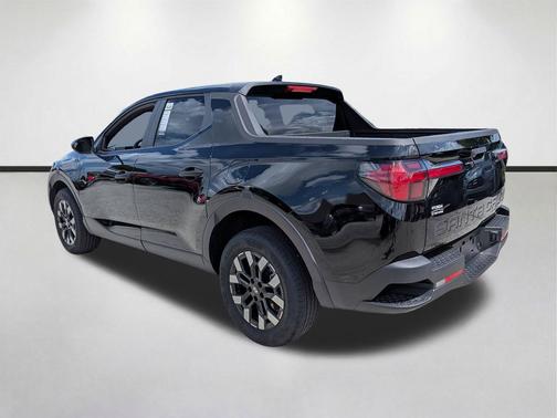 Phantom Black 2025 Hyundai SANTA CRUZ SE