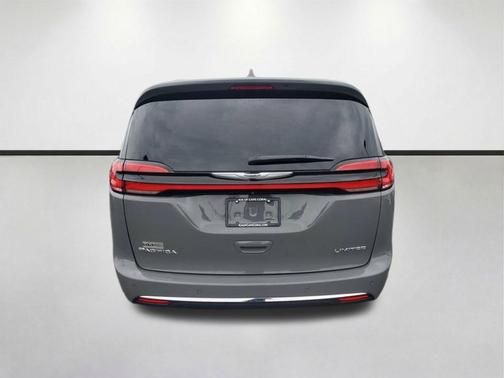 Ceramic Gray Clearcoat 2022 Chrysler Pacifica Limited