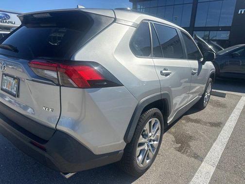 2020 Toyota RAV4 XLE Premium