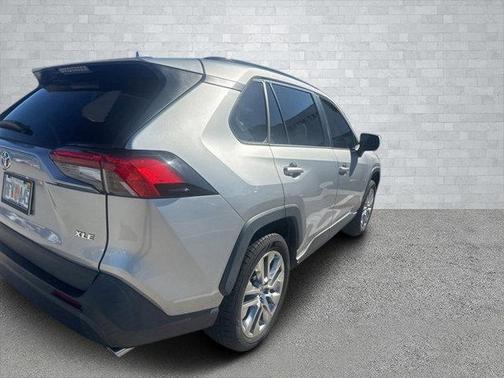 2020 Toyota RAV4 XLE Premium