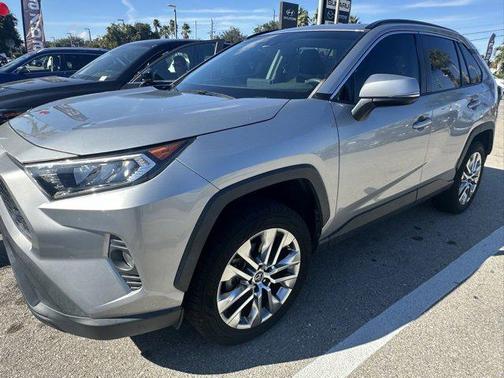 2020 Toyota RAV4 XLE Premium