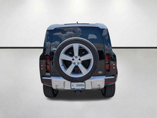 Santorini Black Metallic 2023 Land Rover Defender 110 SE