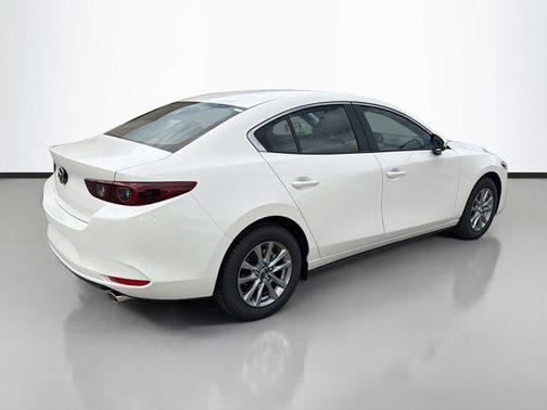 Snowflake White Pearl Mica 2026 Mazda Mazda3 FWD