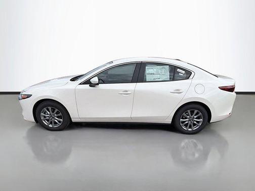 Snowflake White Pearl Mica 2026 Mazda Mazda3 FWD