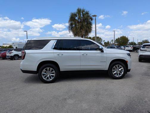 Iridescent Pearl Tricoat 2024 Chevrolet Tahoe Premier