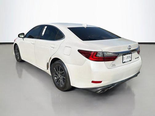 2016 Lexus ES 350 Base