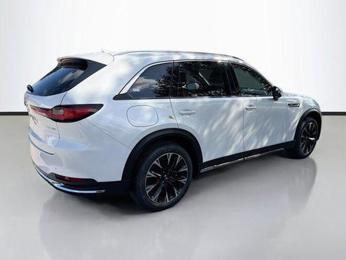 2026 Mazda CX-90 PHEV Premium Plus