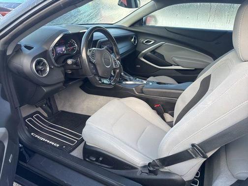 Black 2019 Chevrolet Camaro 1LT