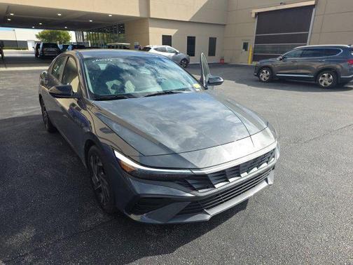 2025 Hyundai ELANTRA Sport