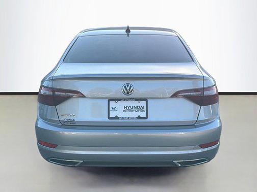 2020 Volkswagen Jetta 1.4T R-Line