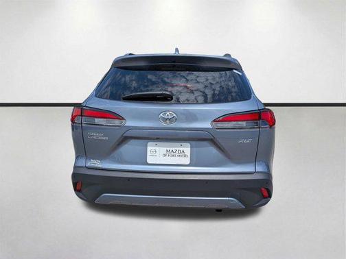 Celestite 2023 Toyota Corolla Cross XLE