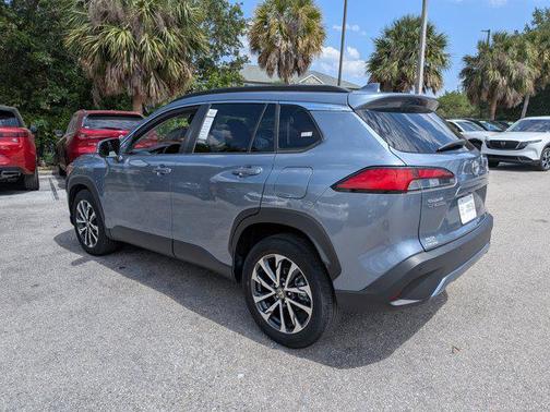 Celestite 2023 Toyota Corolla Cross XLE