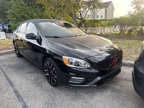 Onyx Black Metallic 2017 Volvo S60 T5 Dynamic