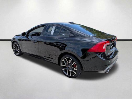 Onyx Black Metallic 2017 Volvo S60 T5 Dynamic