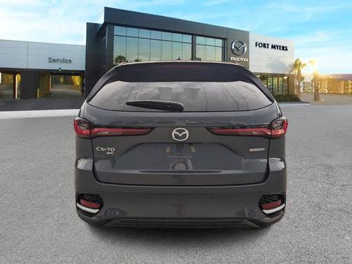 2025 Mazda CX-70 PHEV Premium Package