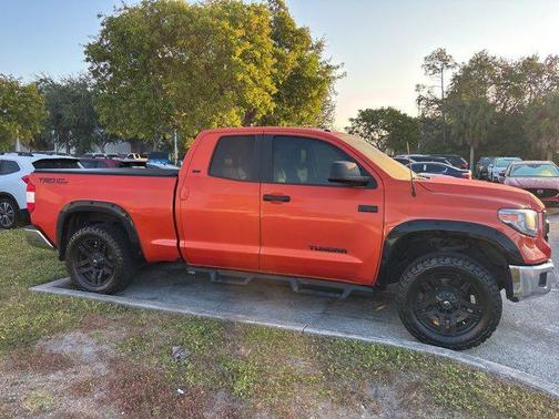 2016 Toyota Tundra SR5