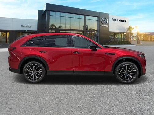 2025 Mazda CX-70 PHEV Premium Package