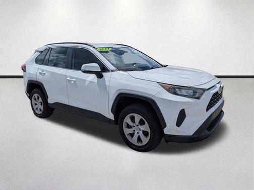 2019 Toyota RAV4 LE