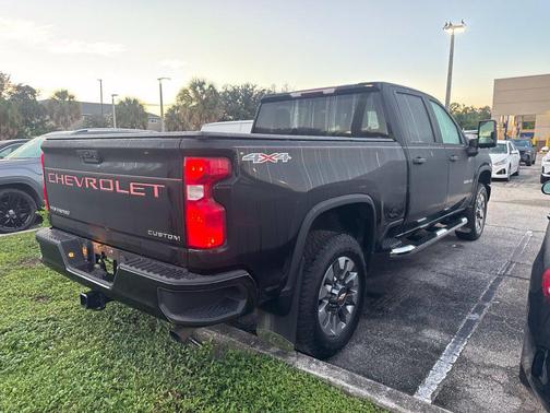 Black 2024 Chevrolet Silverado 2500 Custom