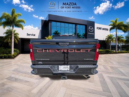 Black 2024 Chevrolet Silverado 2500 Custom