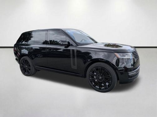 Black 2023 Land Rover Range Rover P400 SE