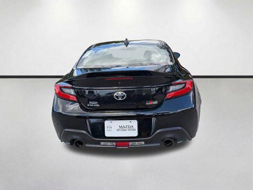 Raven 2024 Toyota GR86 Premium