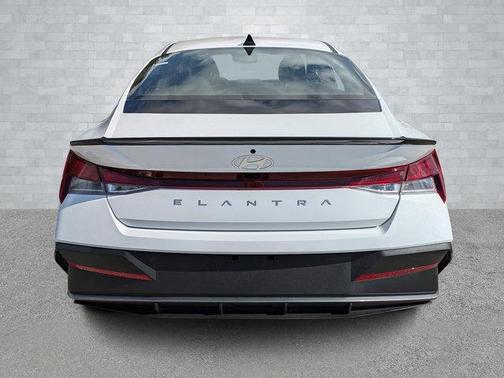 2025 Hyundai ELANTRA Sport