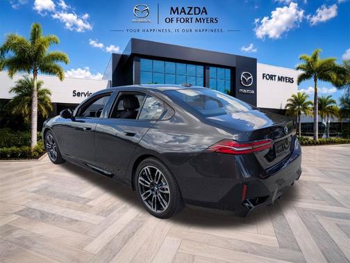 Dark Graphite Metallic 2026 BMW 530 530i