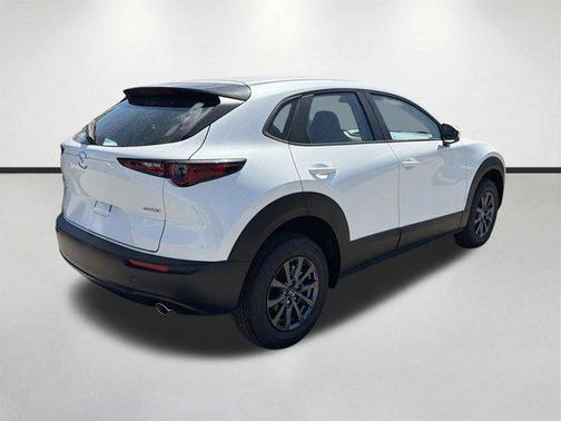 Snowflake White Pearl Mica 2026 Mazda CX-30 2.5 S