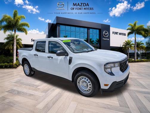 Oxford White 2025 Ford Maverick XL