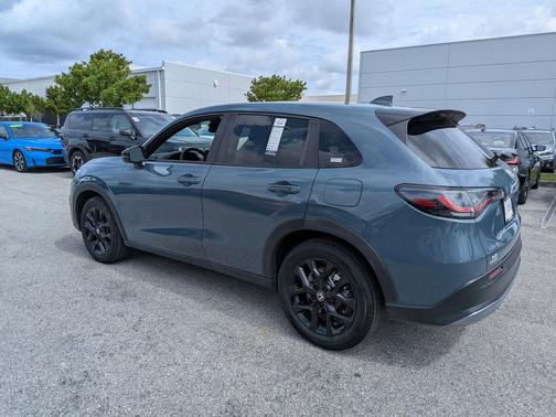 Nordic Forest Pearl 2025 Honda HR-V 2WD Sport