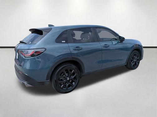 Nordic Forest Pearl 2025 Honda HR-V 2WD Sport