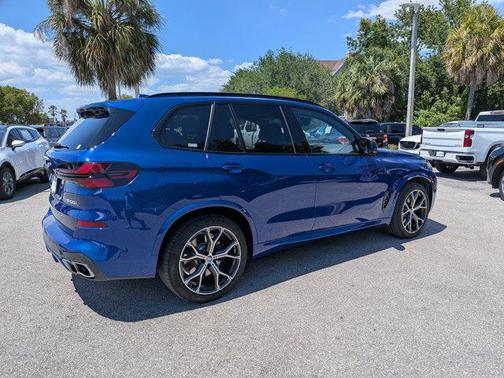 Marina Bay Blue Metallic 2026 BMW X5 M60i